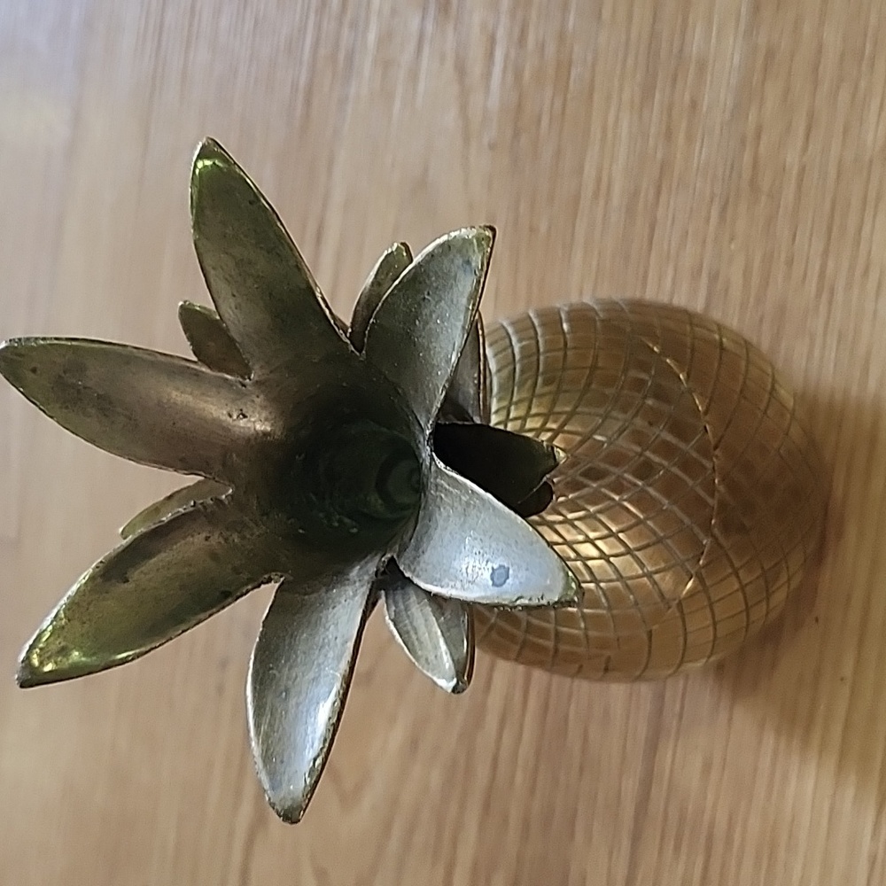 Pinapple decoration - Picture 5 of 5